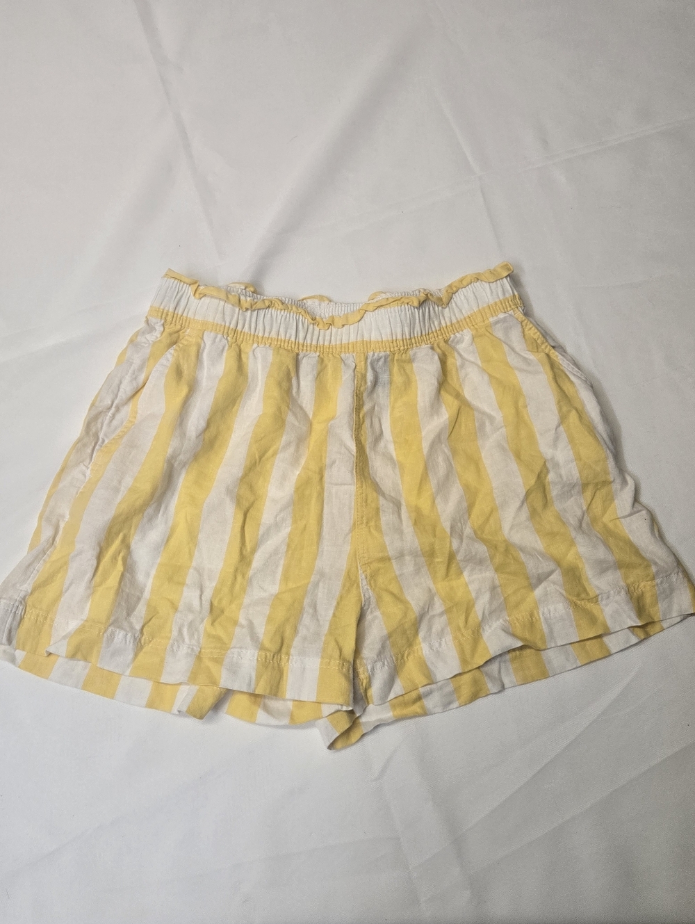 H&M Linen Blend Yellow White Striped Womens Small Pull On Shorts Lightweight